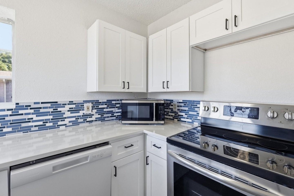 7124 Wagonwheel Road - Photo 6