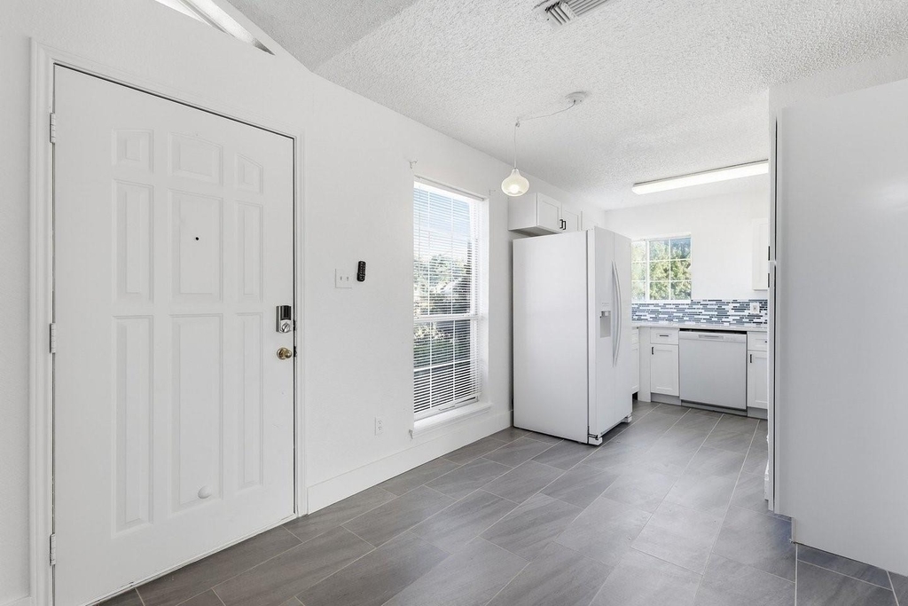 7124 Wagonwheel Road - Photo 2