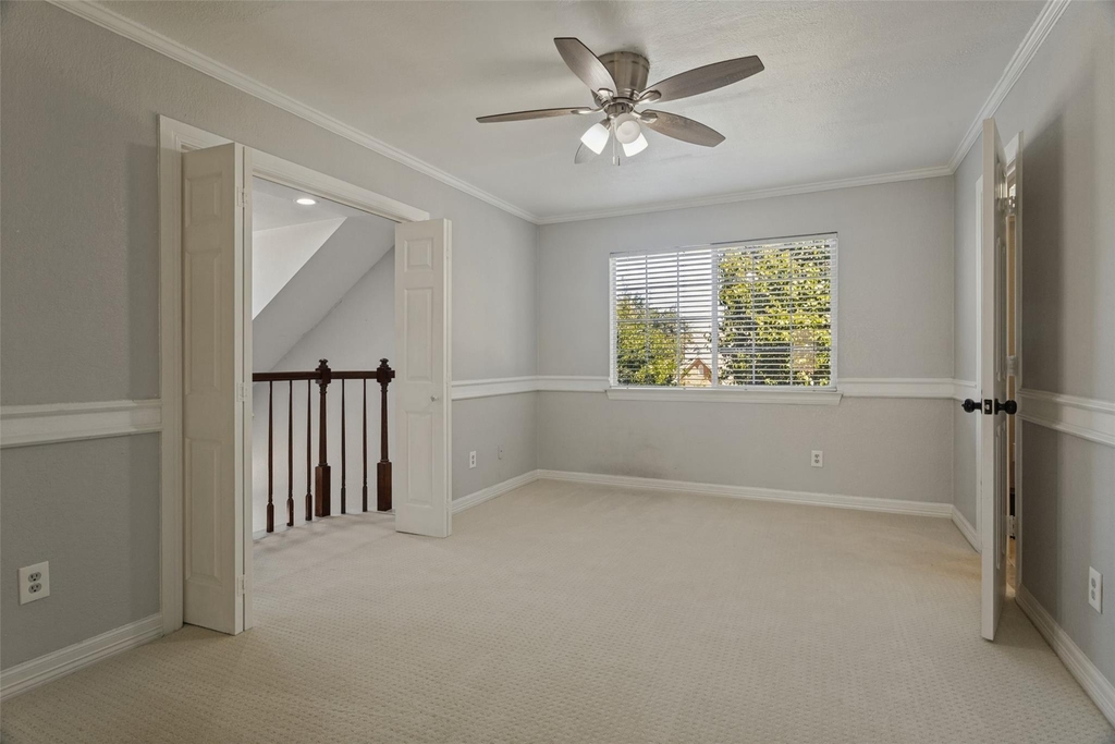 9410 Apple Way - Photo 18