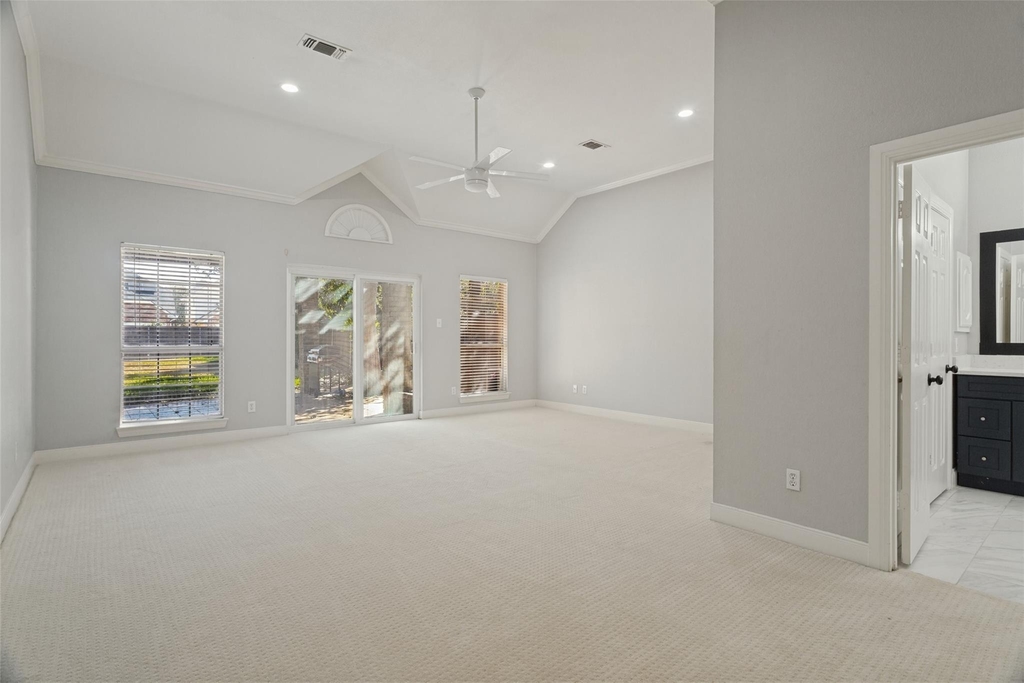 9410 Apple Way - Photo 12