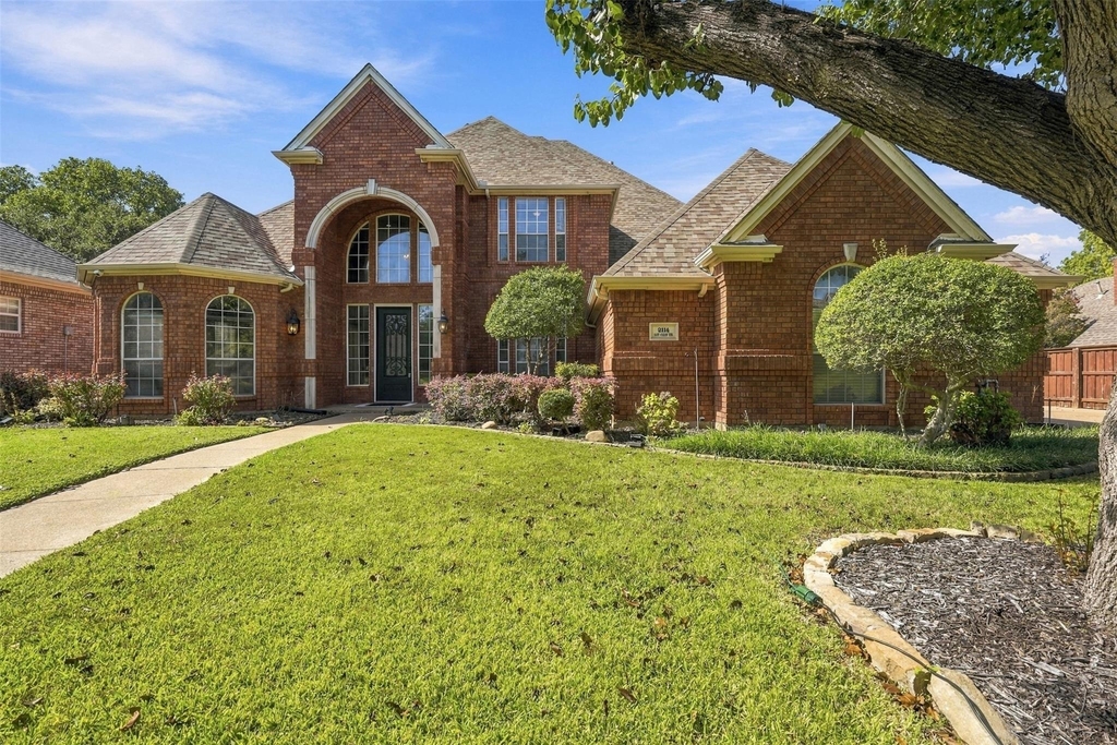 2114 Bay Club Drive - Photo 3