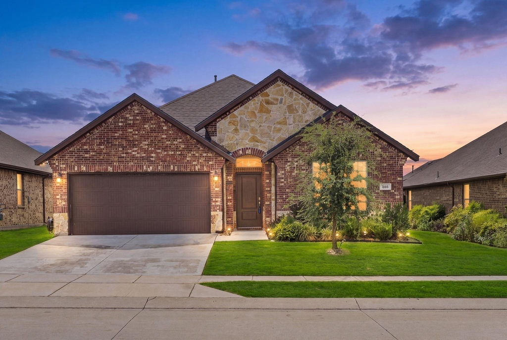 427 Pleasant Hill Lane - Photo 0