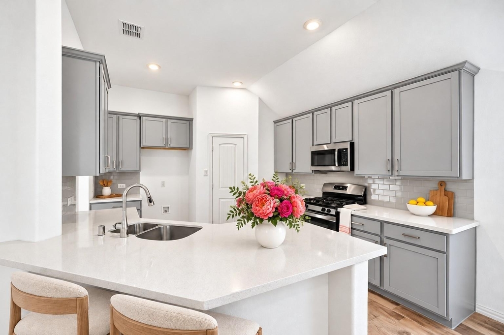 504 Pepperbark Avenue - Photo 5