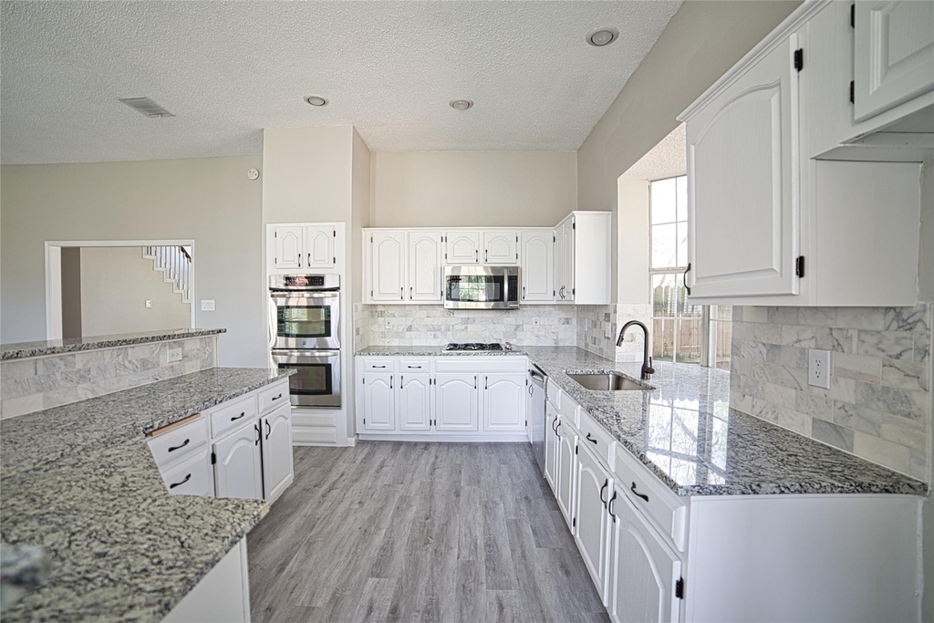 6813 Hickory Hollow Lane - Photo 5