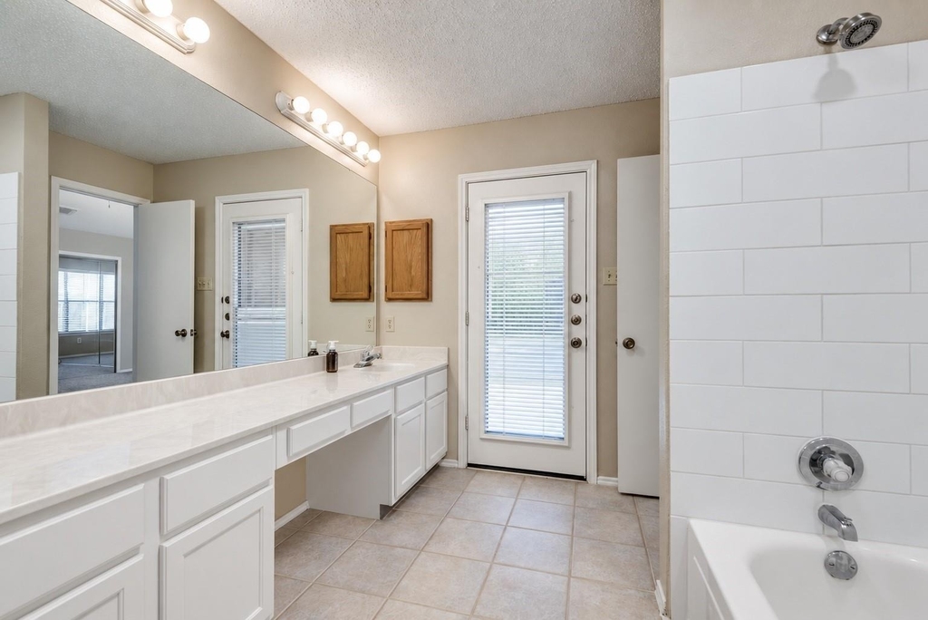 525 Grace Lane - Photo 9