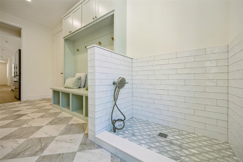 11131 Hillcrest Road - Photo 17