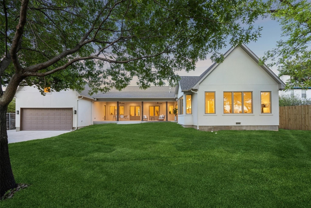 11131 Hillcrest Road - Photo 32