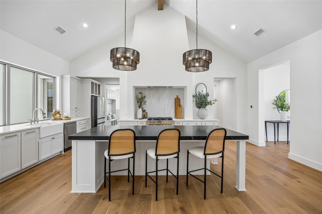 11131 Hillcrest Road - Photo 10