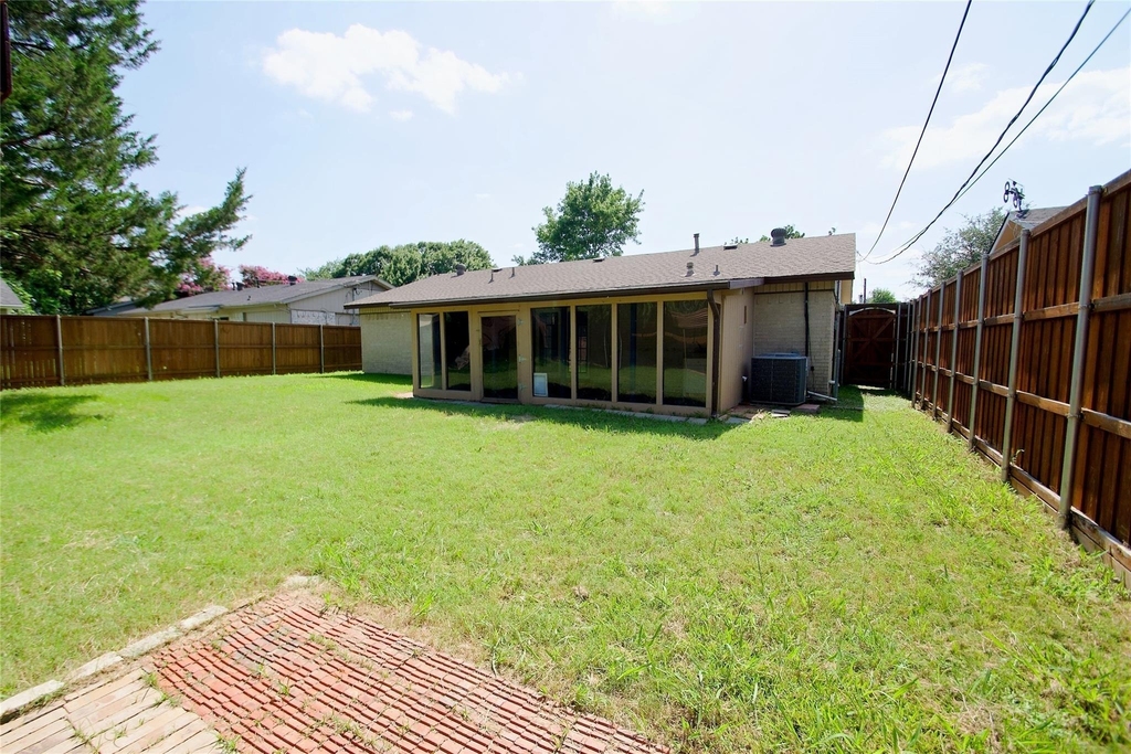 2708 N Avenue - Photo 25