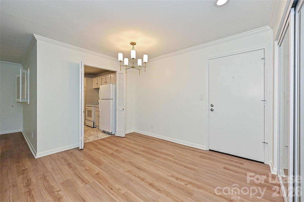 1323 Queens Road - Photo 0