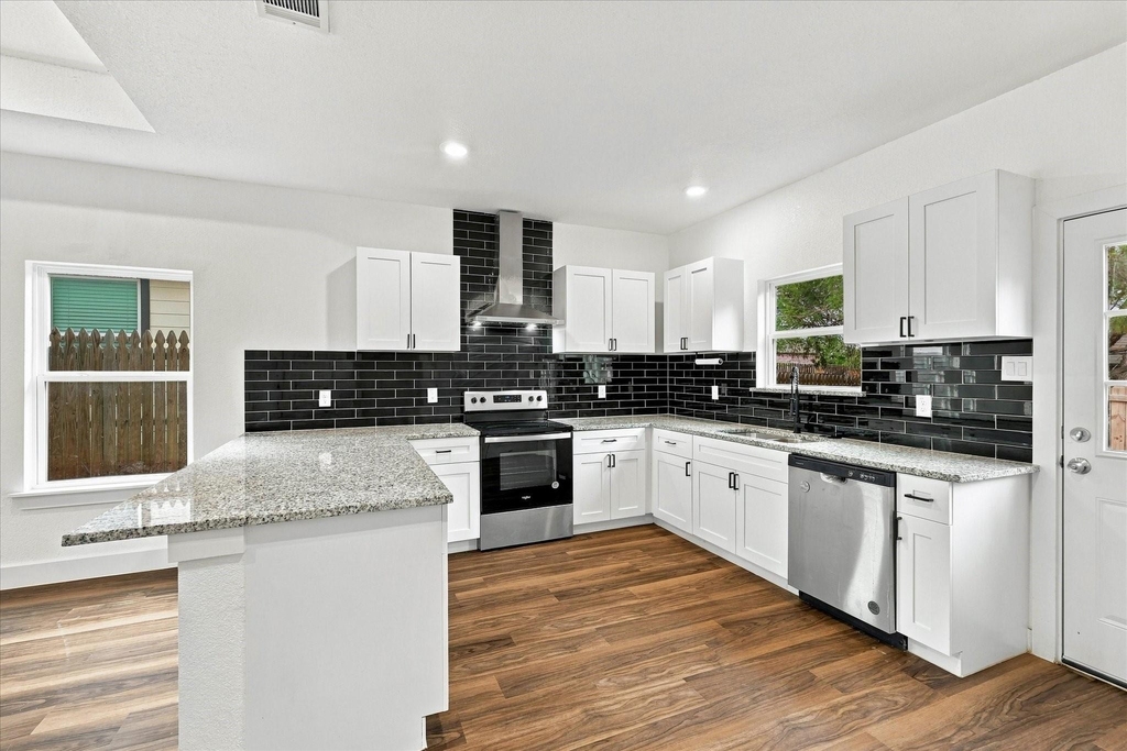 3023 Brazos River Drive - Photo 6