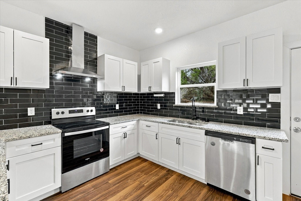 3023 Brazos River Drive - Photo 8