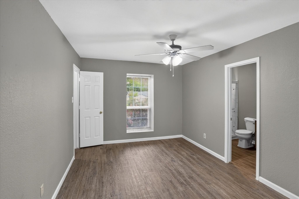 802 Custer Street - Photo 12