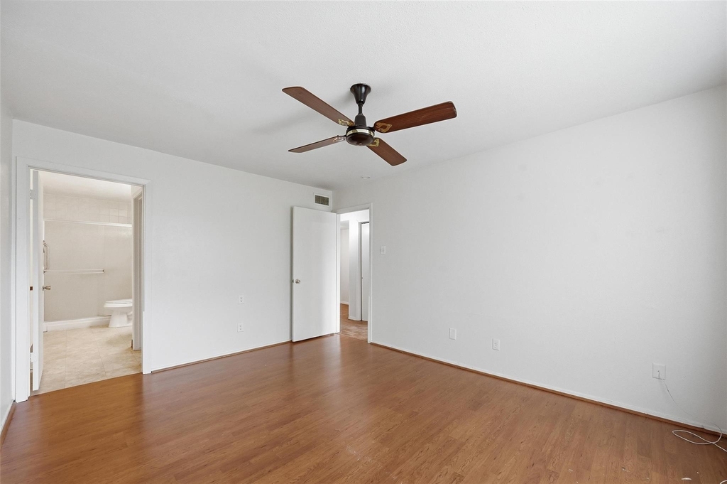 4845 Cedar Springs Road - Photo 11
