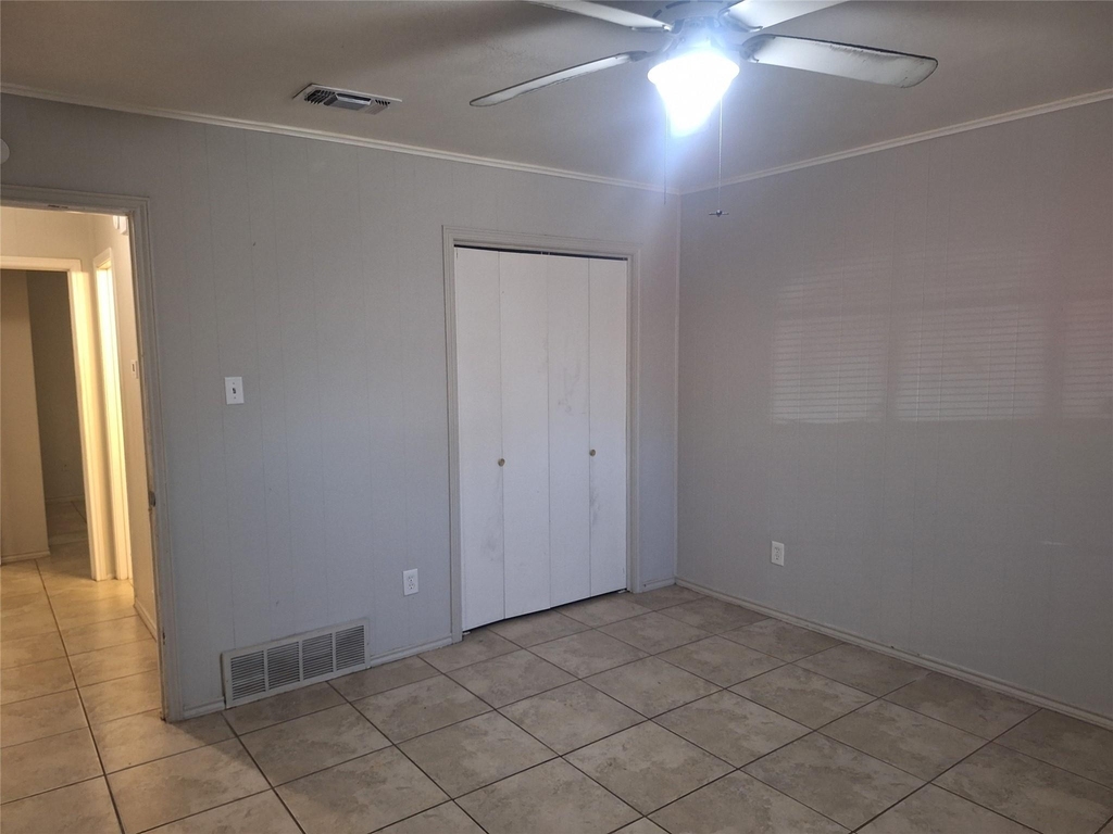 203 Thompson Street - Photo 6