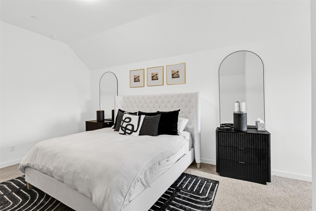444 Somerville Drive - Photo 17