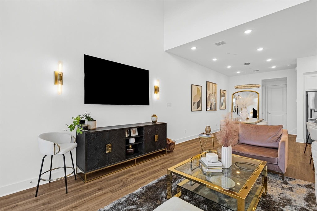 444 Somerville Drive - Photo 9