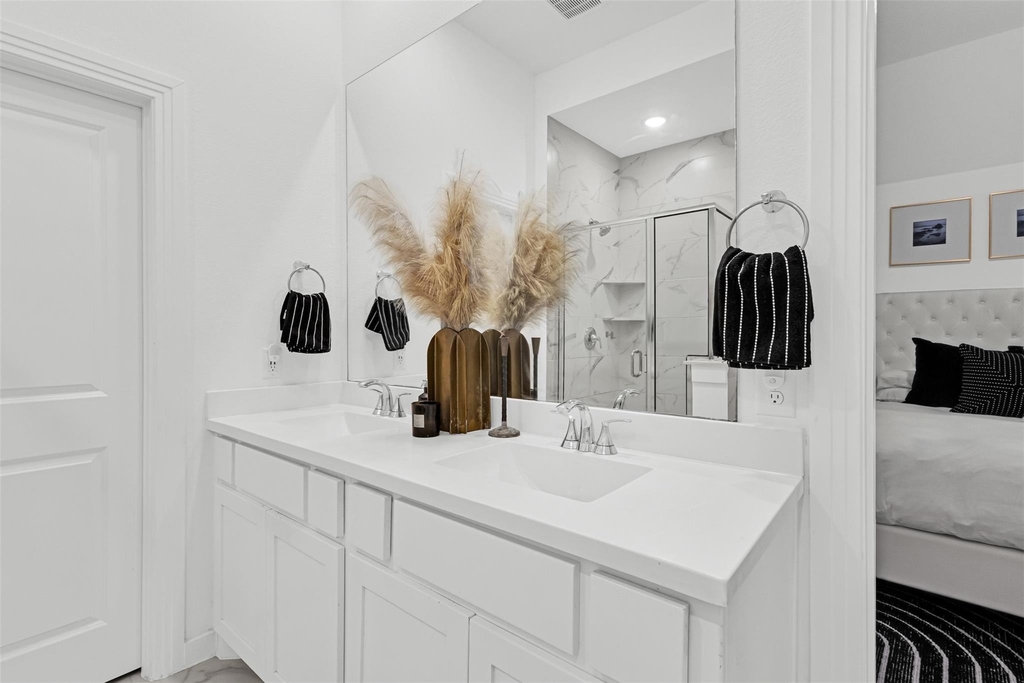 444 Somerville Drive - Photo 19