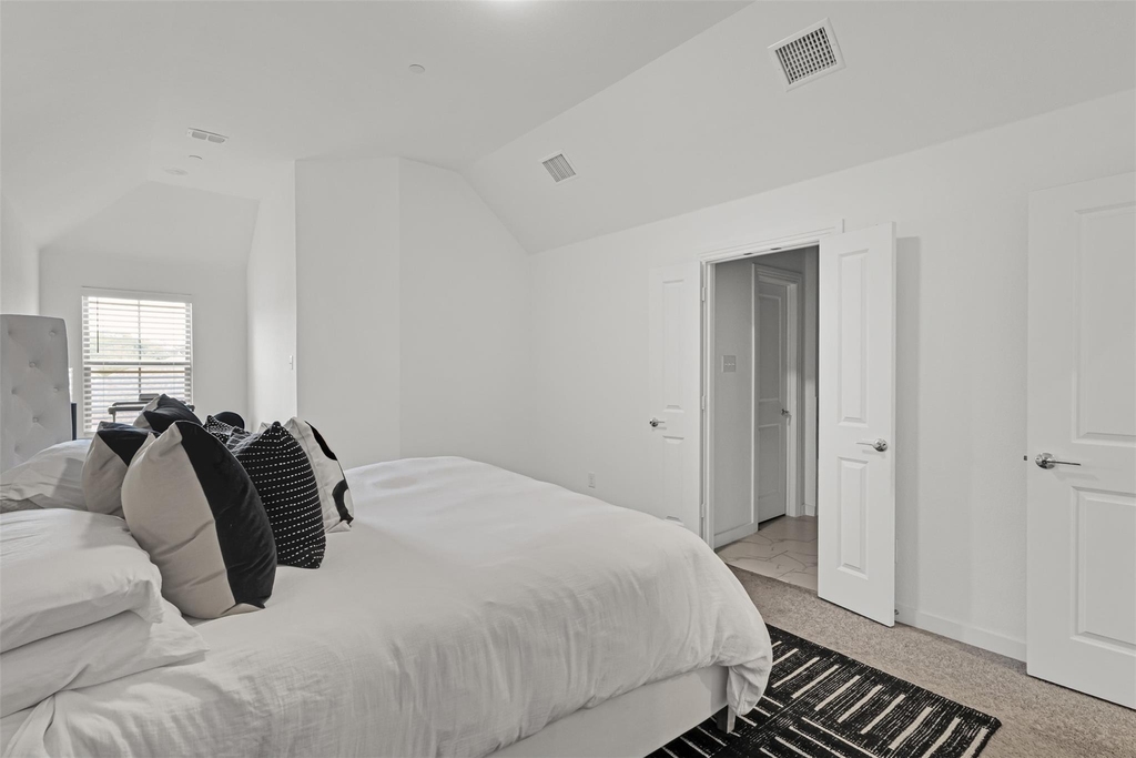 444 Somerville Drive - Photo 16