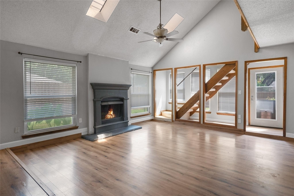 222 Gwendola Drive - Photo 8