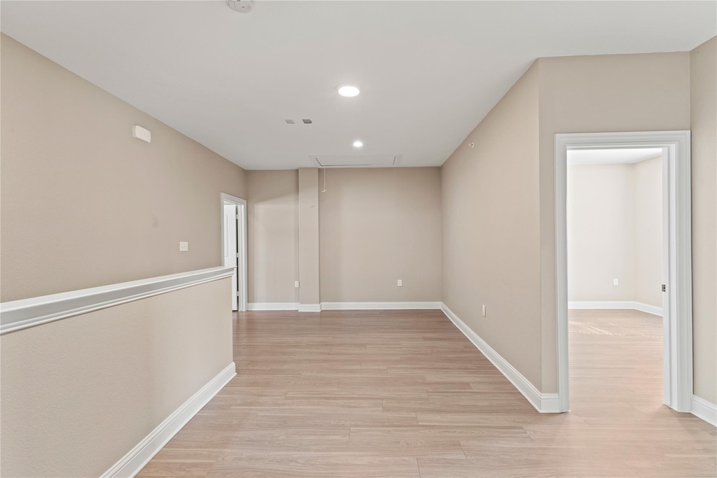1022 Debby Court - Photo 12