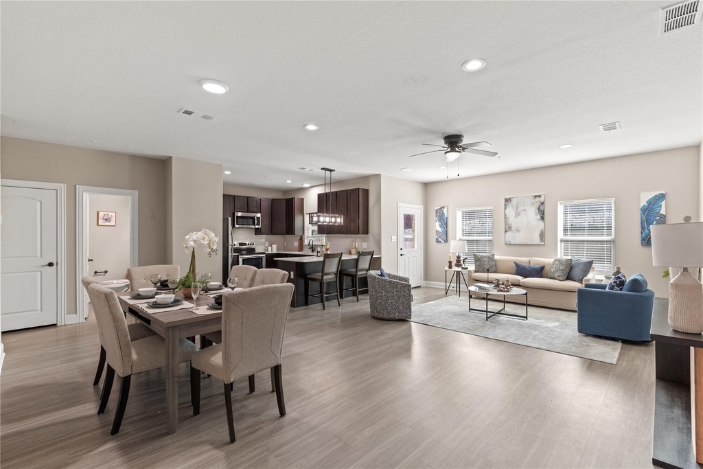 1022 Debby Court - Photo 2