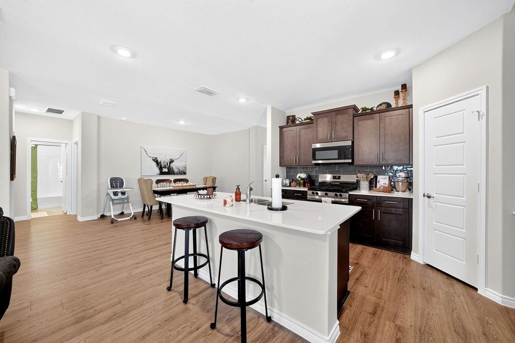 2020 Hearn Drive - Photo 6