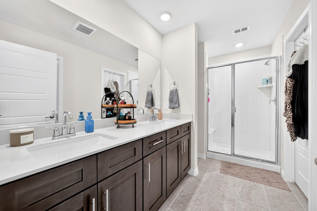 2020 Hearn Drive - Photo 16