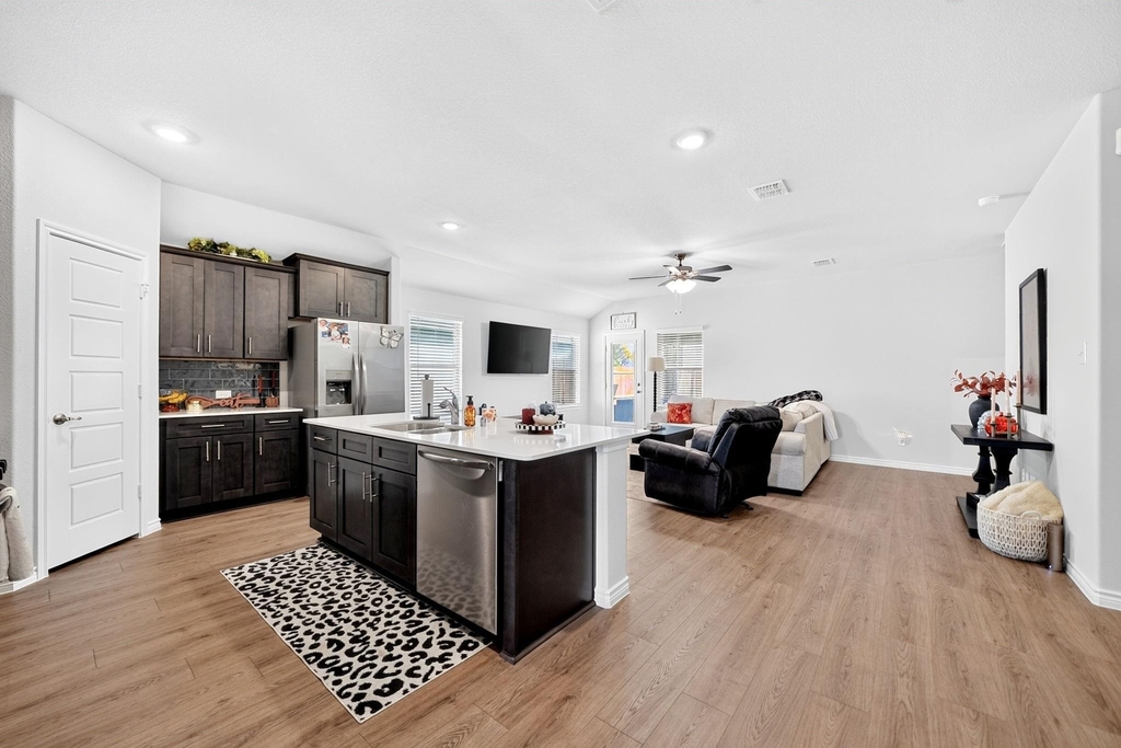 2020 Hearn Drive - Photo 27