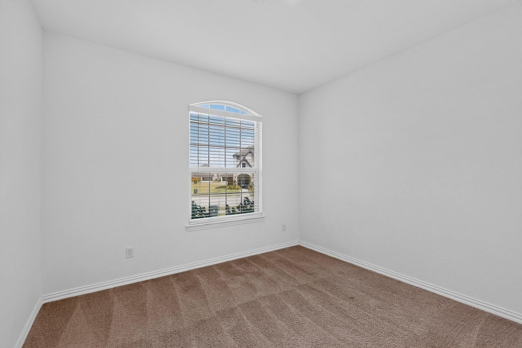 1309 Canuela Way - Photo 27