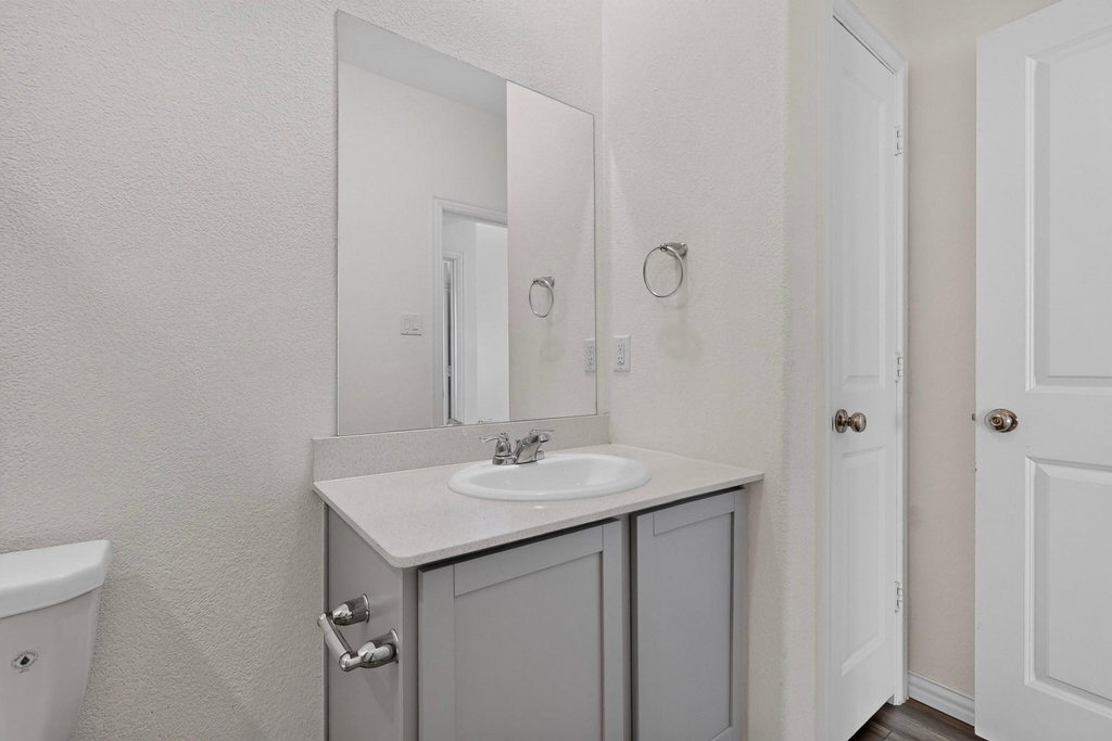 1309 Canuela Way - Photo 30