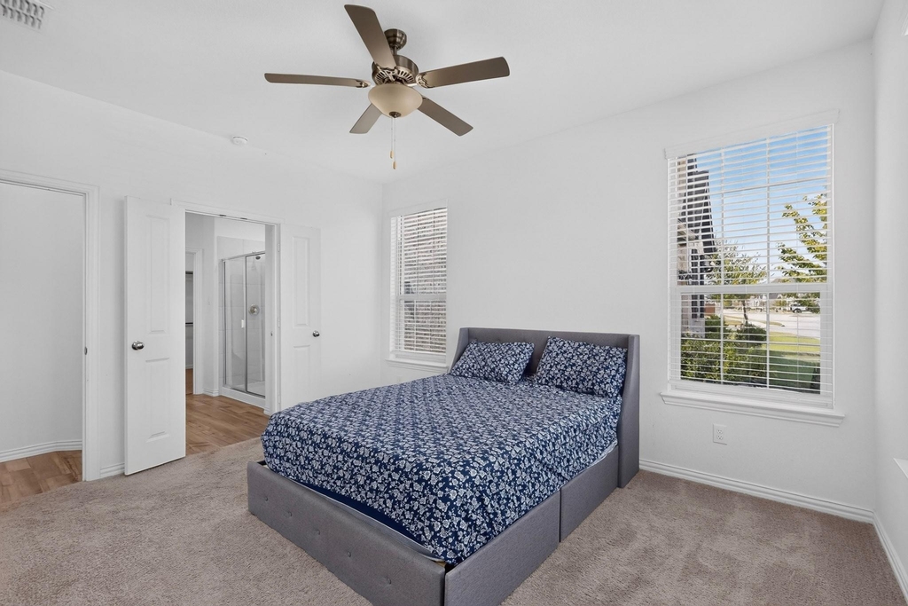 1309 Canuela Way - Photo 15