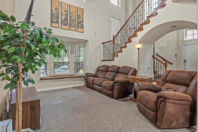 8712 Iron Horse Drive - Photo 0