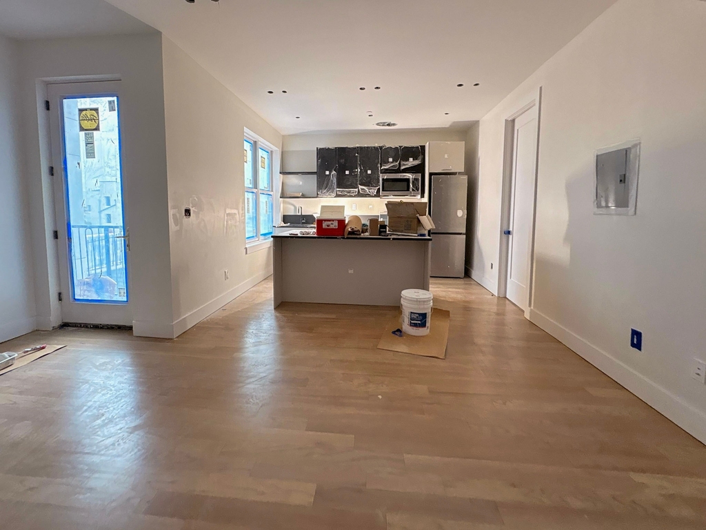 82 Stockholm Street, Brooklyn, NY 11221 - Photo 2