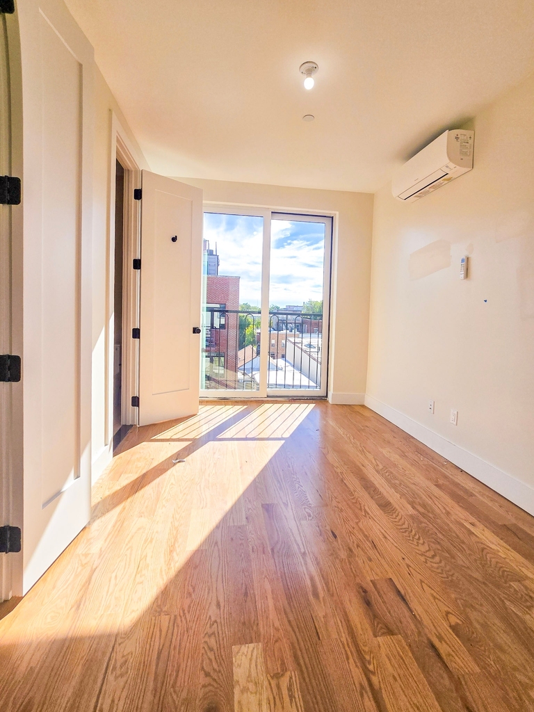 82 Stockholm Street, Brooklyn, NY 11221 - Photo 10