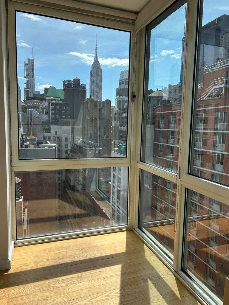 West 37th Street - Photo 16