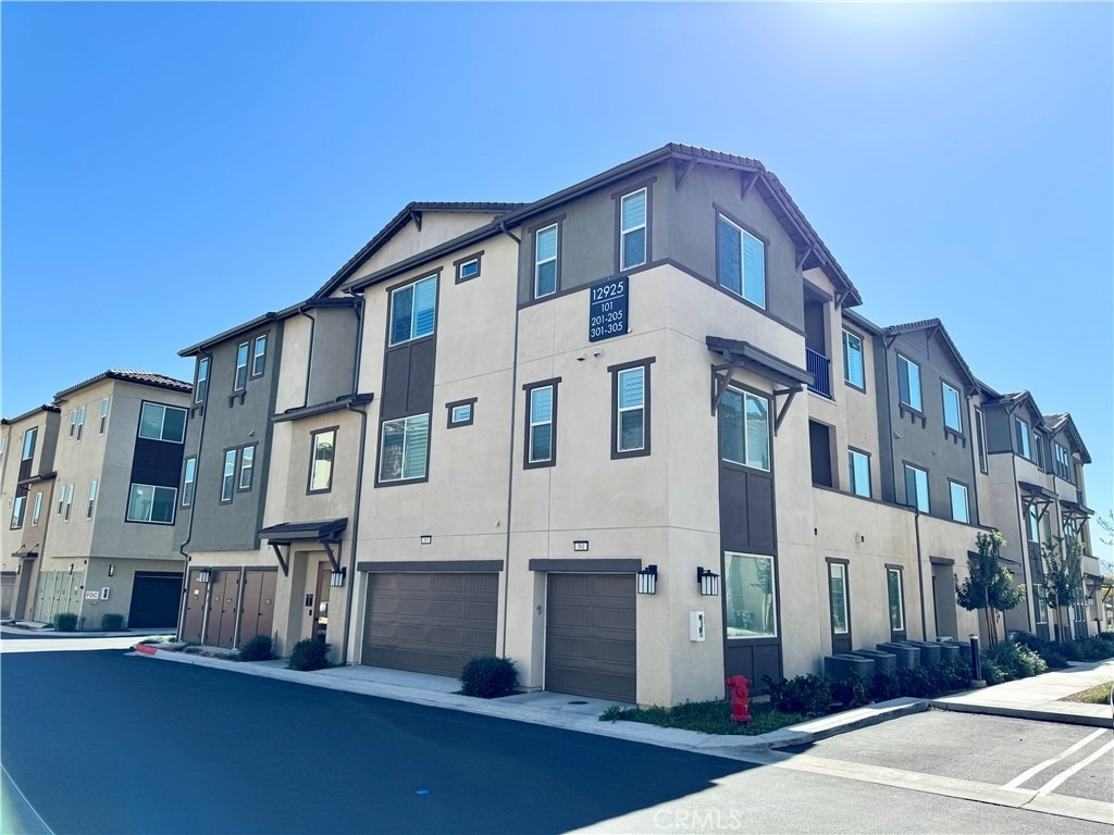 12925 Paradiso Drive - Photo 0