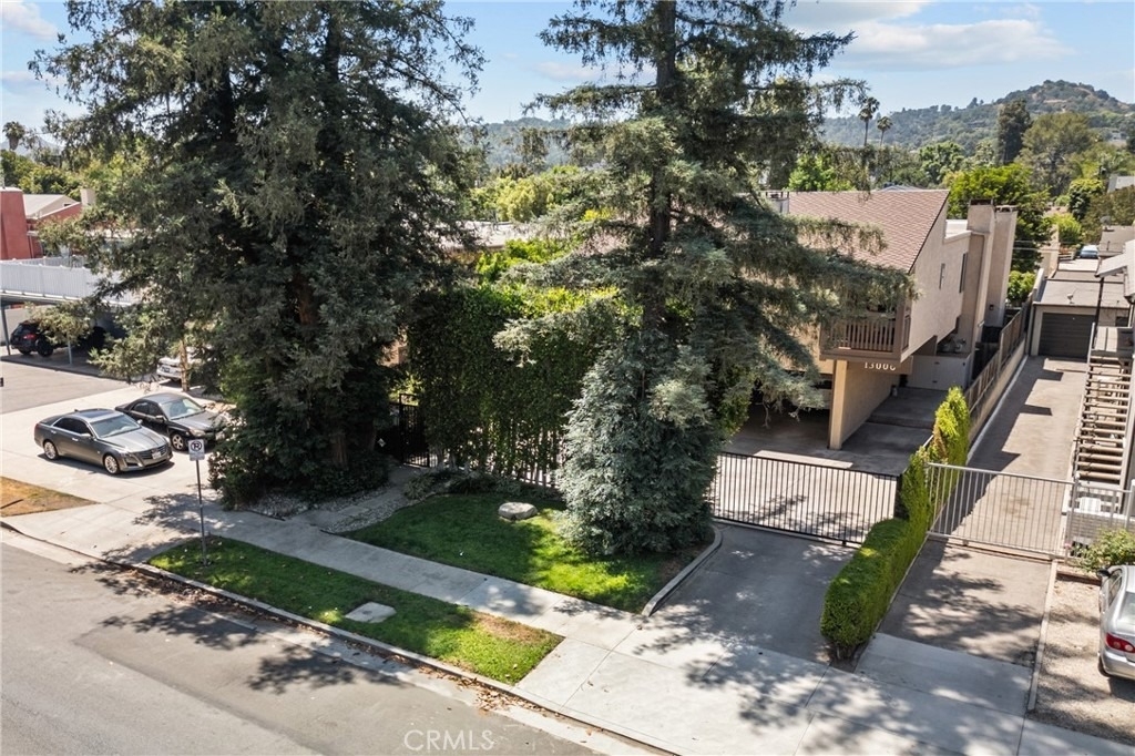 13006 Moorpark - Photo 42