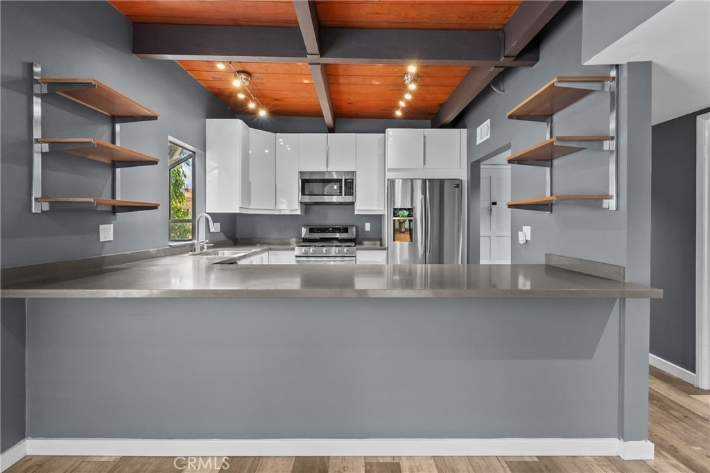 13006 Moorpark - Photo 14