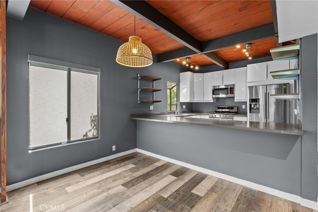 13006 Moorpark - Photo 12