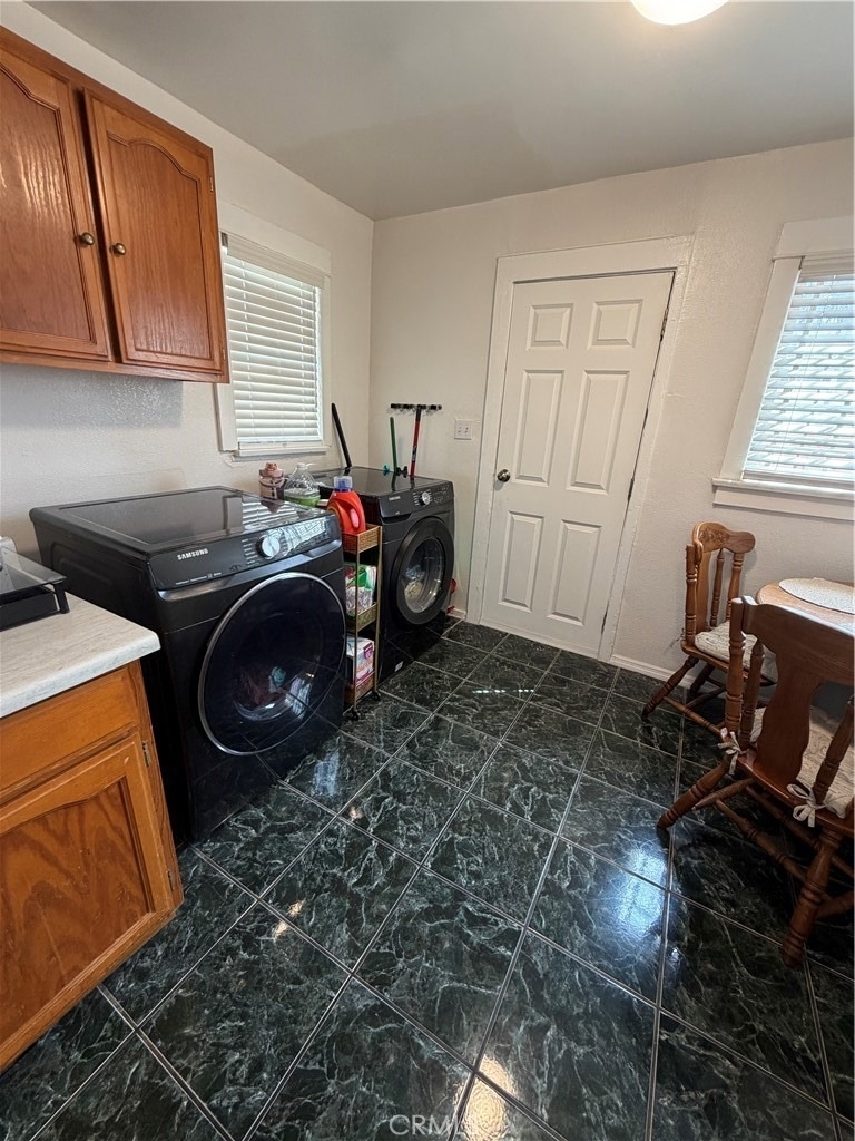 2068 W 52nd - Photo 5