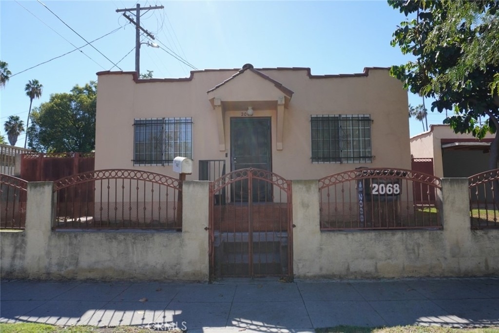 2068 W 52nd - Photo 6