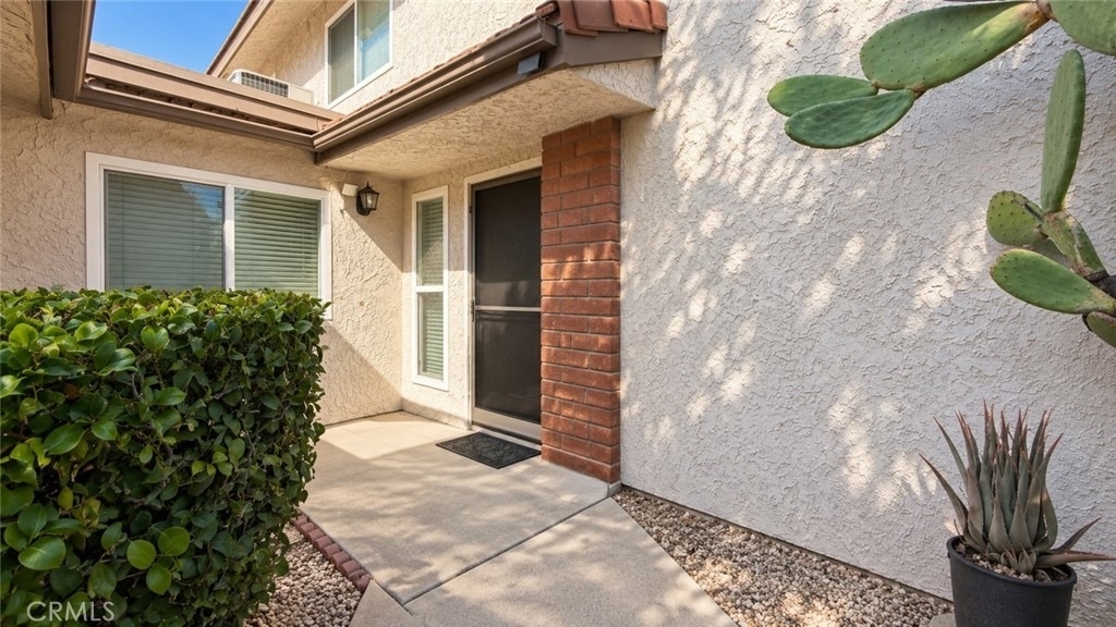 926 Plaza Escondido - Photo 0