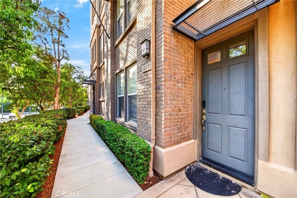 2260 Clark - Photo 0