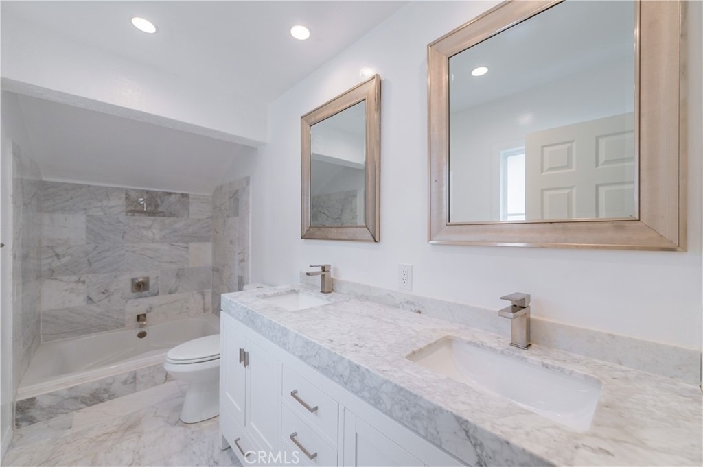 4972 Rochelle - Photo 18