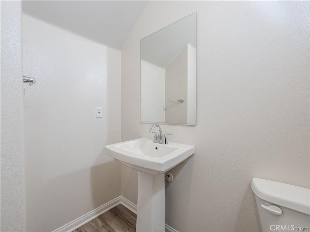 466 Meyer Place - Photo 6
