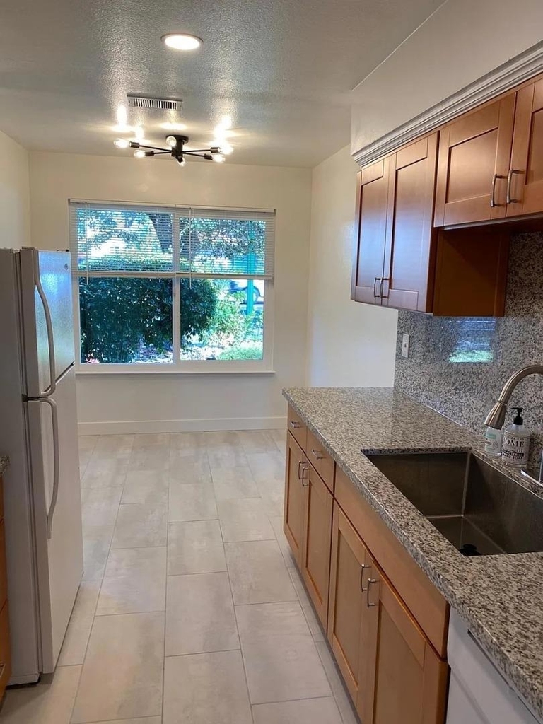 842 Pollard Road - Photo 14