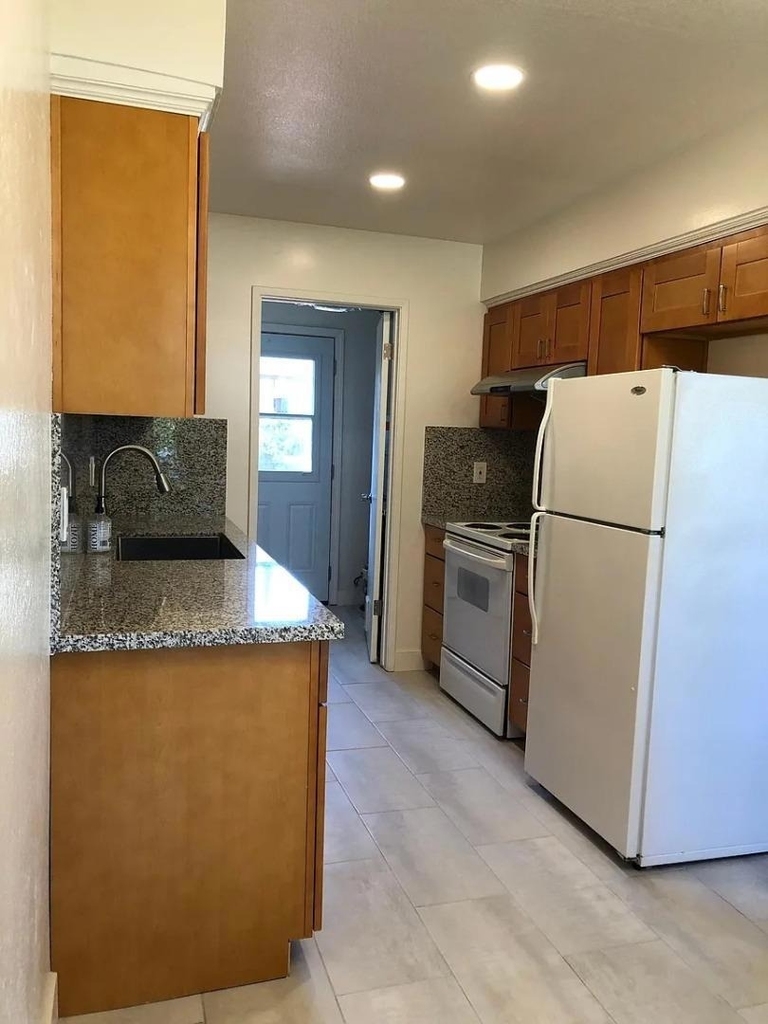 842 Pollard Road - Photo 13