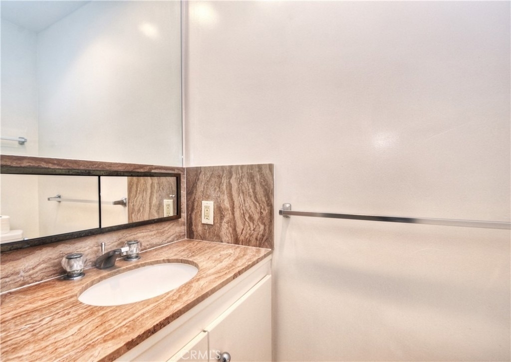 904 Emerald Bay - Photo 11
