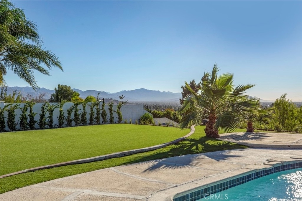 11542 Encino Avenue - Photo 53